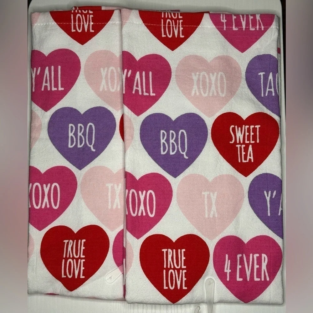 Destination Holiday Heart Kitchen Towel Set